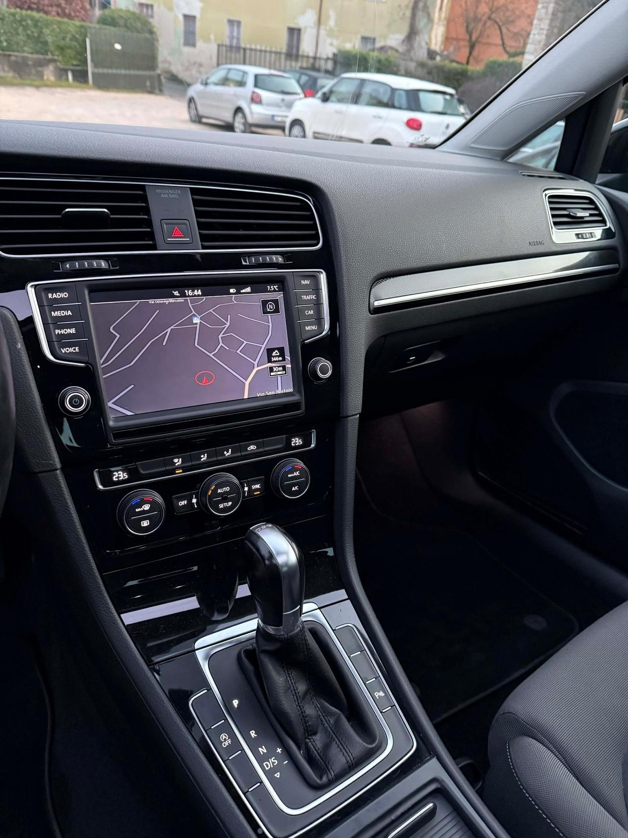 Volkswagen GOLF 1.4 TSI 140 CV DSG 5p HIGHLINE TETTO