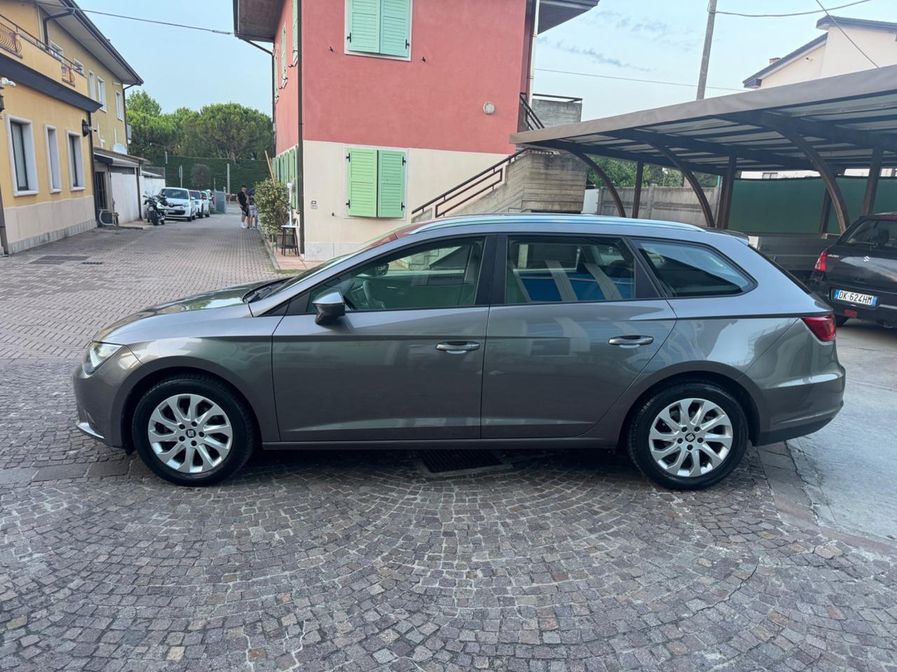 Seat Leon 1.6 TDI 105 CV DSG ST Start/Stop Style