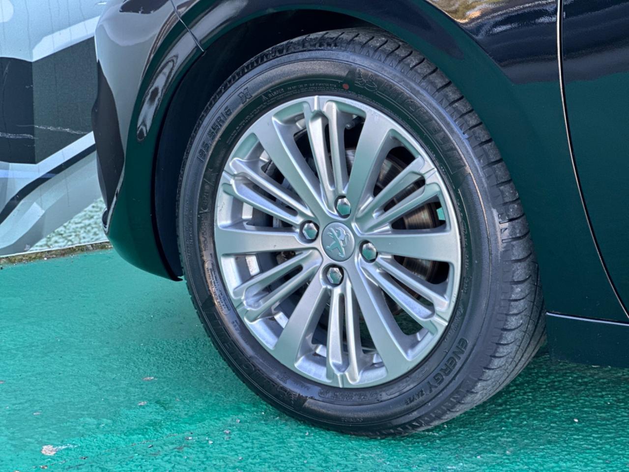 Peugeot 208 1.2 Puretech 82cv Active 2019