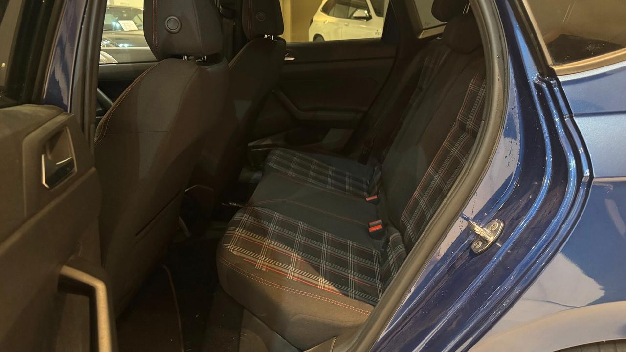 VOLKSWAGEN POLO GTi 200CV-2019