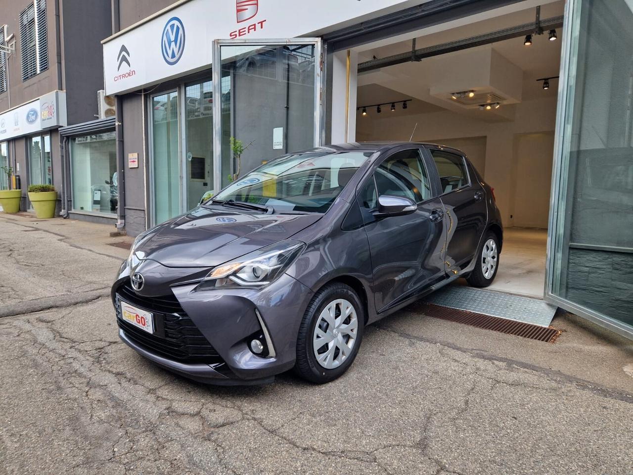 Toyota Yaris 1.0 5 porte lounge