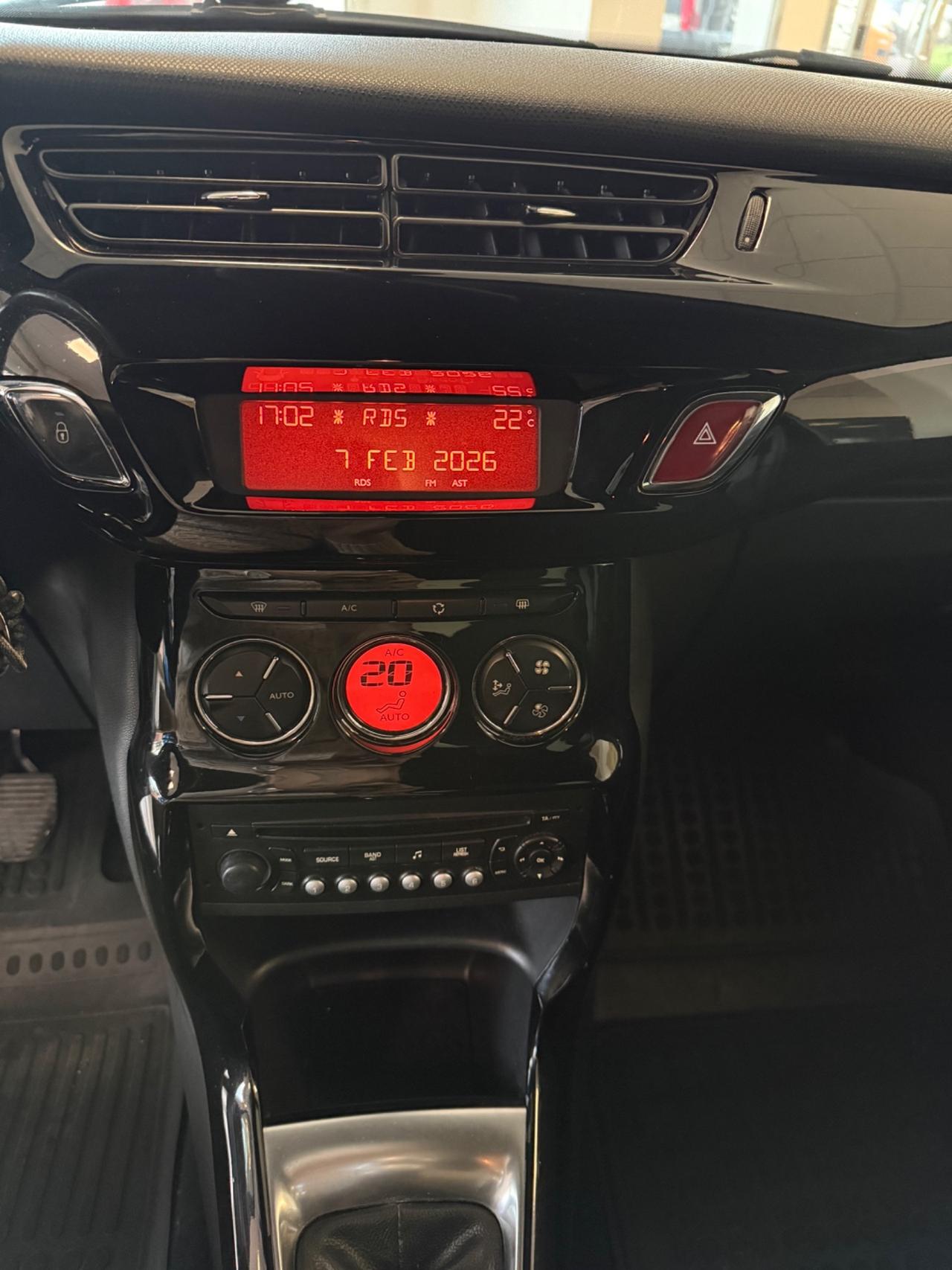 OCCASIONE Ds DS3 3 1.4 HDi 70 Just Black FULL, OK NEOPATENTATI