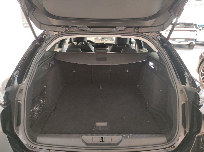 PEUGEOT 308 3ª serie - 308 BlueHDi 130 S&S EAT8 SW Allure