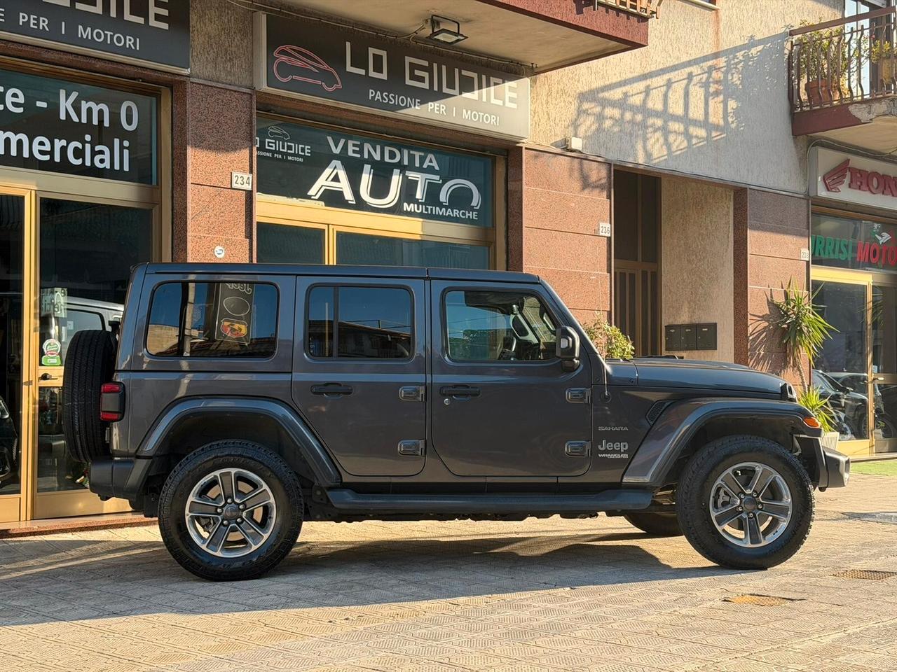 Jeep Wrangler Unlimited 2.2 Mjt II Sahara