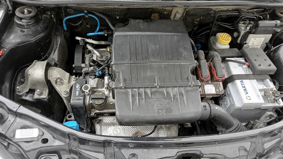 Lancia Ypsilon 1.2 - imp. GPL-