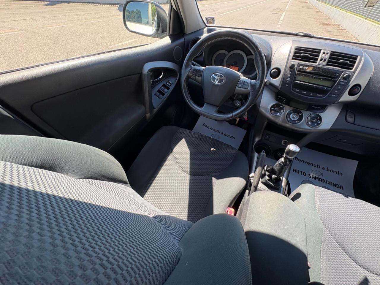 Toyota RAV 4 RAV4 2.2 D-4D 150 CV Lounge