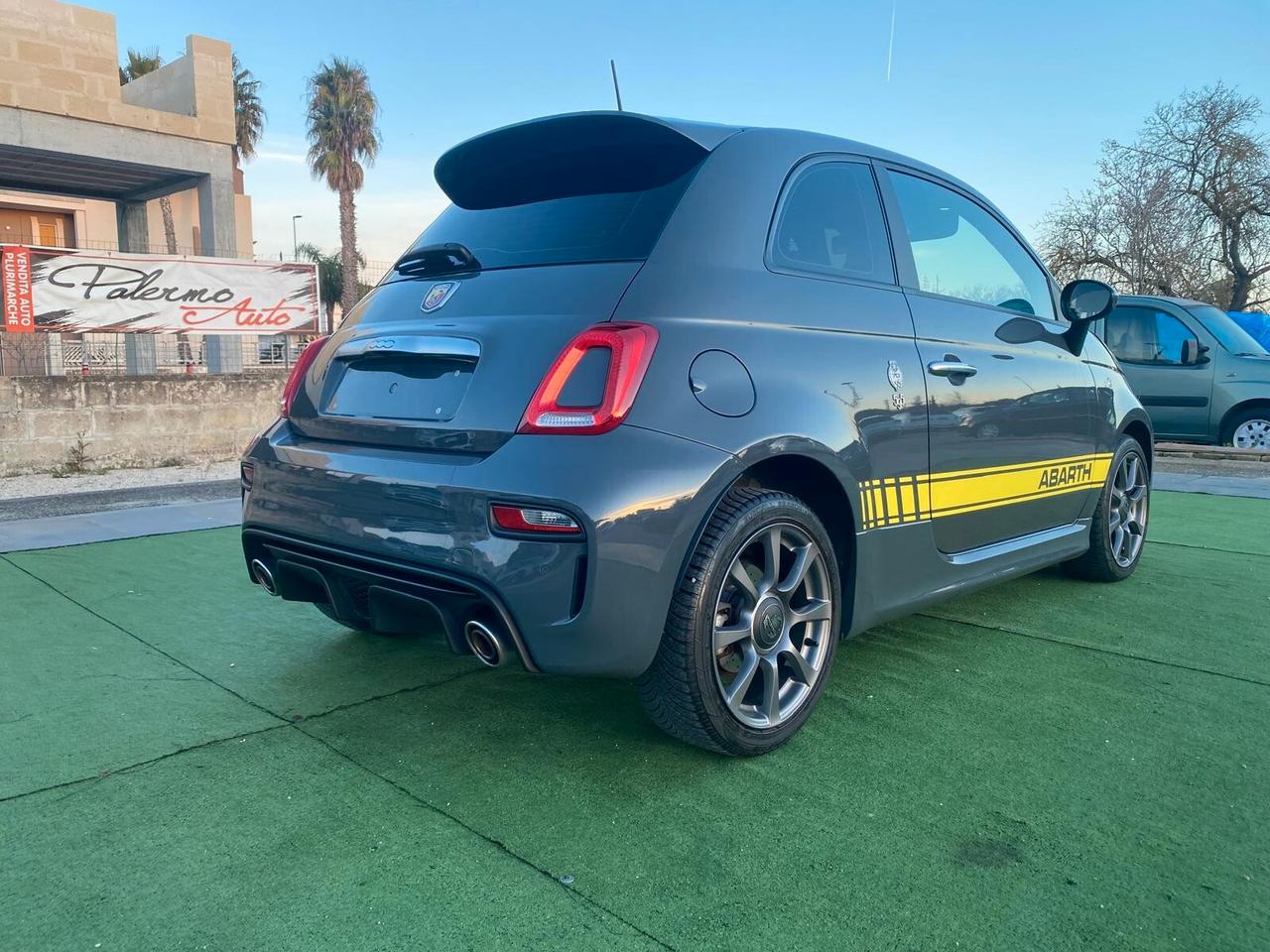 Abarth 595 1.4 Turbo T-Jet 145 CV 70th ANNIVERSARY