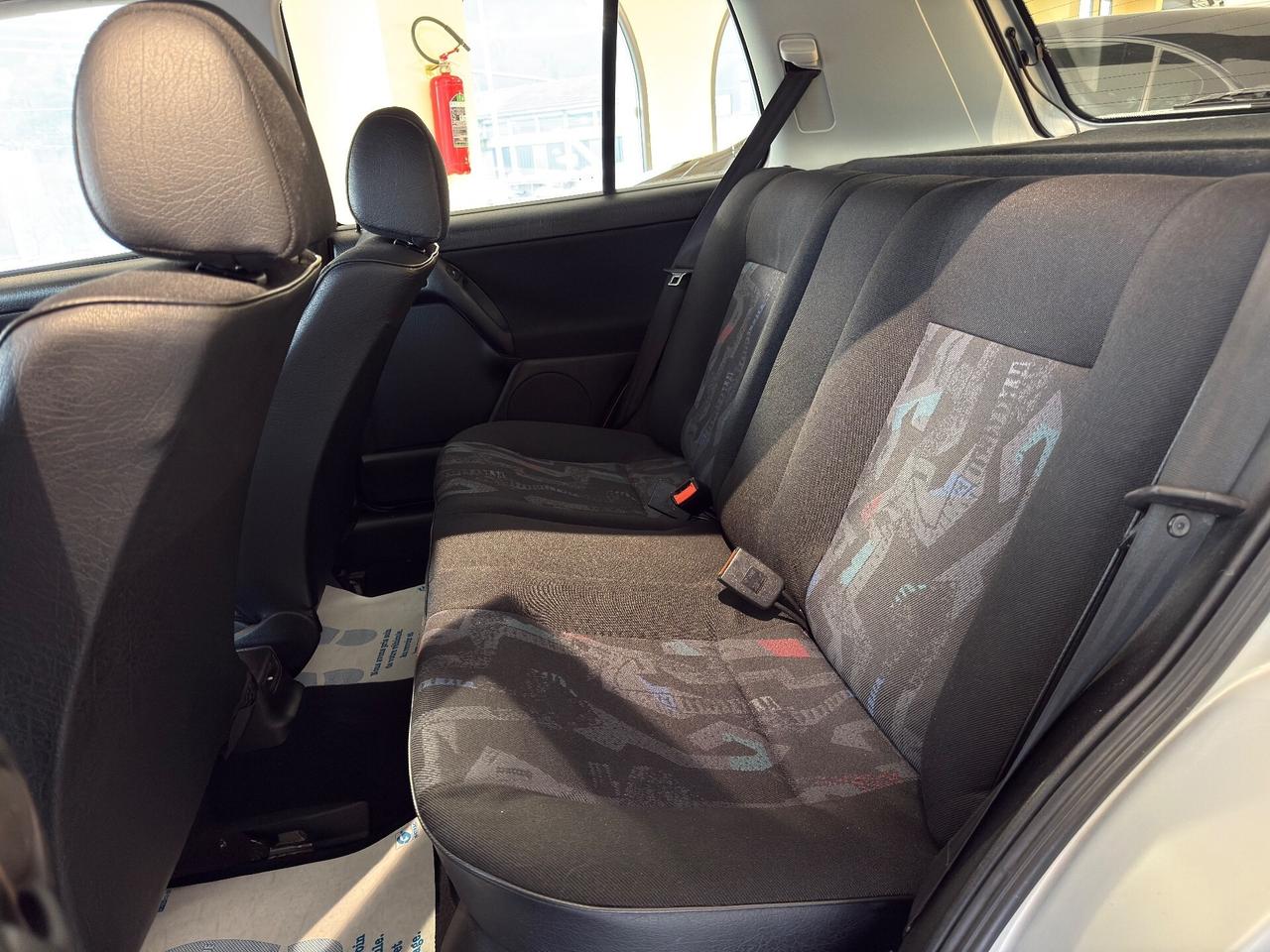 Volkswagen Golf 1.6 cat 5 porte GT Special GT