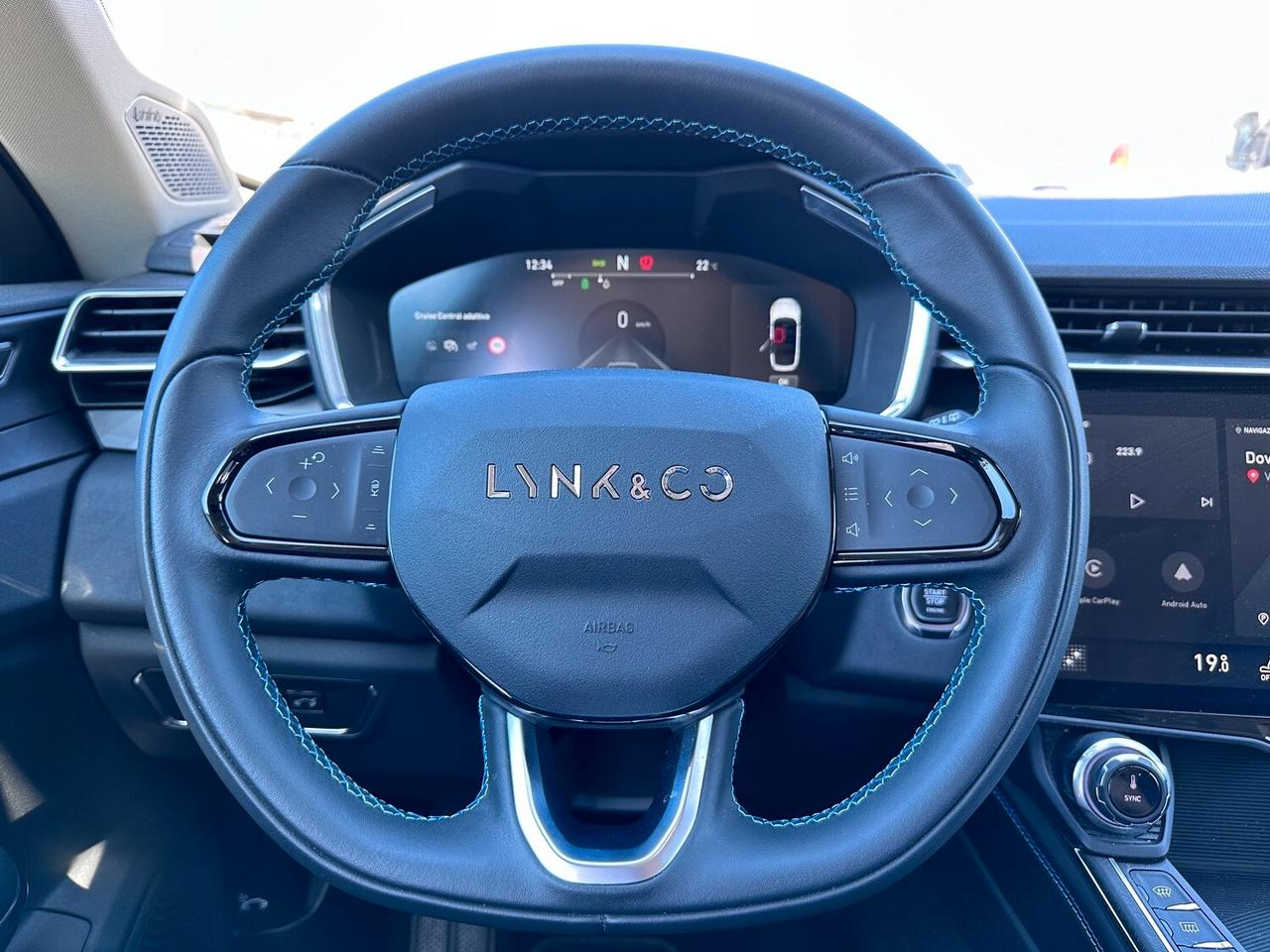 Lynk & Co 01 1.5 TD PHEV