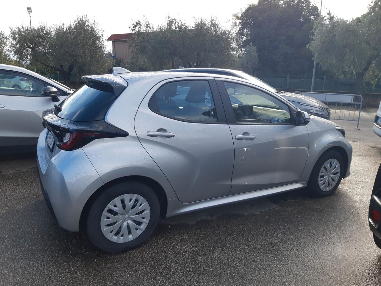 Toyota Yaris 1.5 Hybrid 5 porte Active