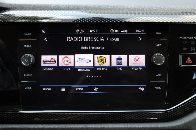 VOLKSWAGEN Taigo 1.0 TSI 110 CV DSG Automatica per NEOPATENTATI