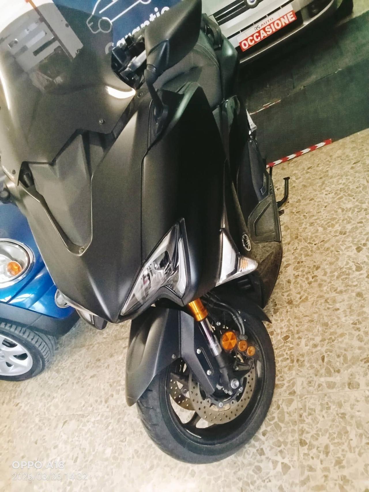 Yamaha T Max 530