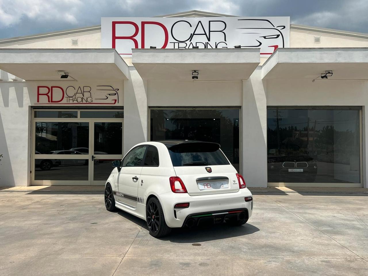Abarth 595 1.4 Turbo T-Jet 180 CV Esseesse