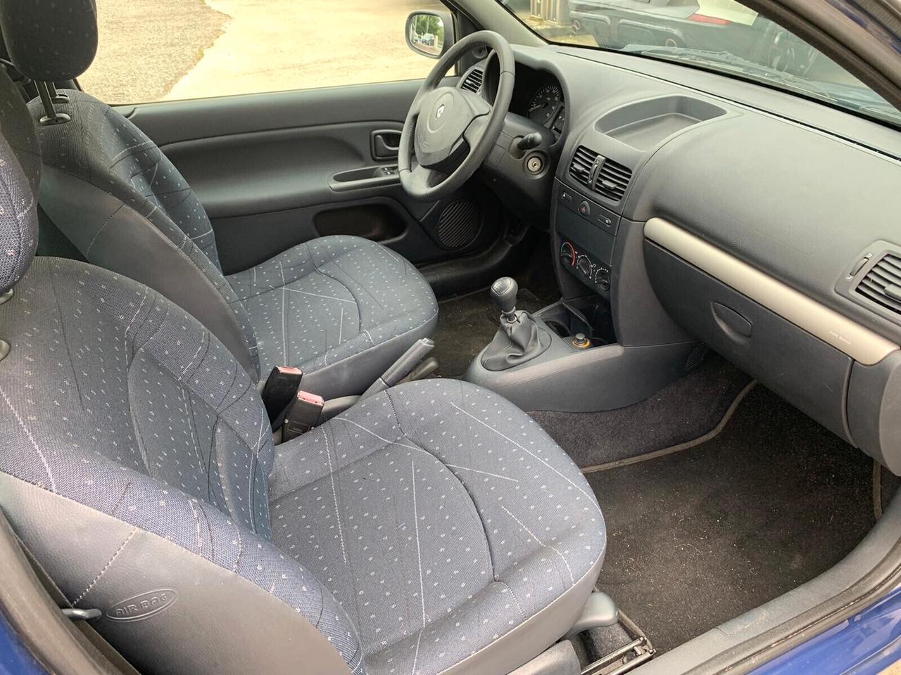 Renault Clio 1.2 cat 3 porte, Finanziabile, solo 2 proprietari, adatta a Neopatentato