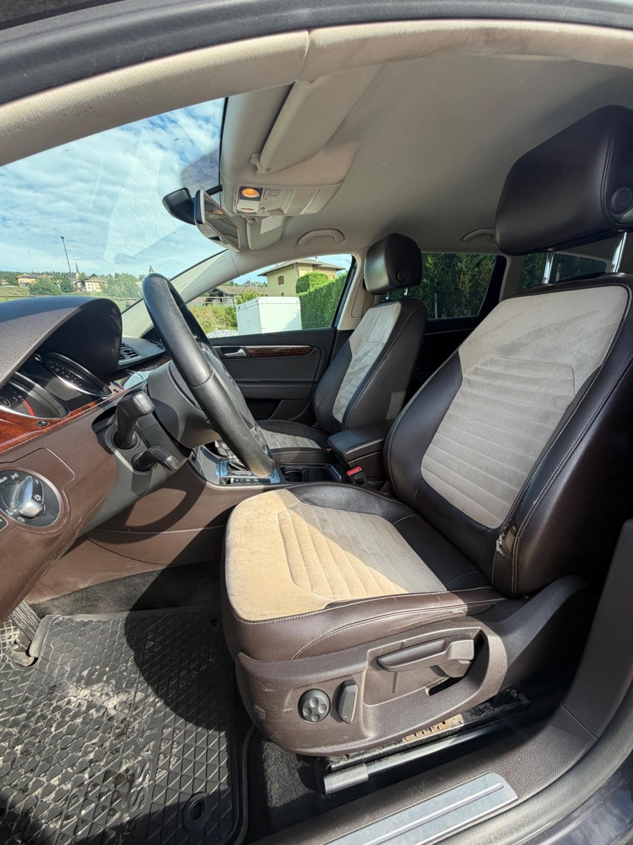 Volkswagen Passat Var 2.0 TDI 170CV DSG Highline