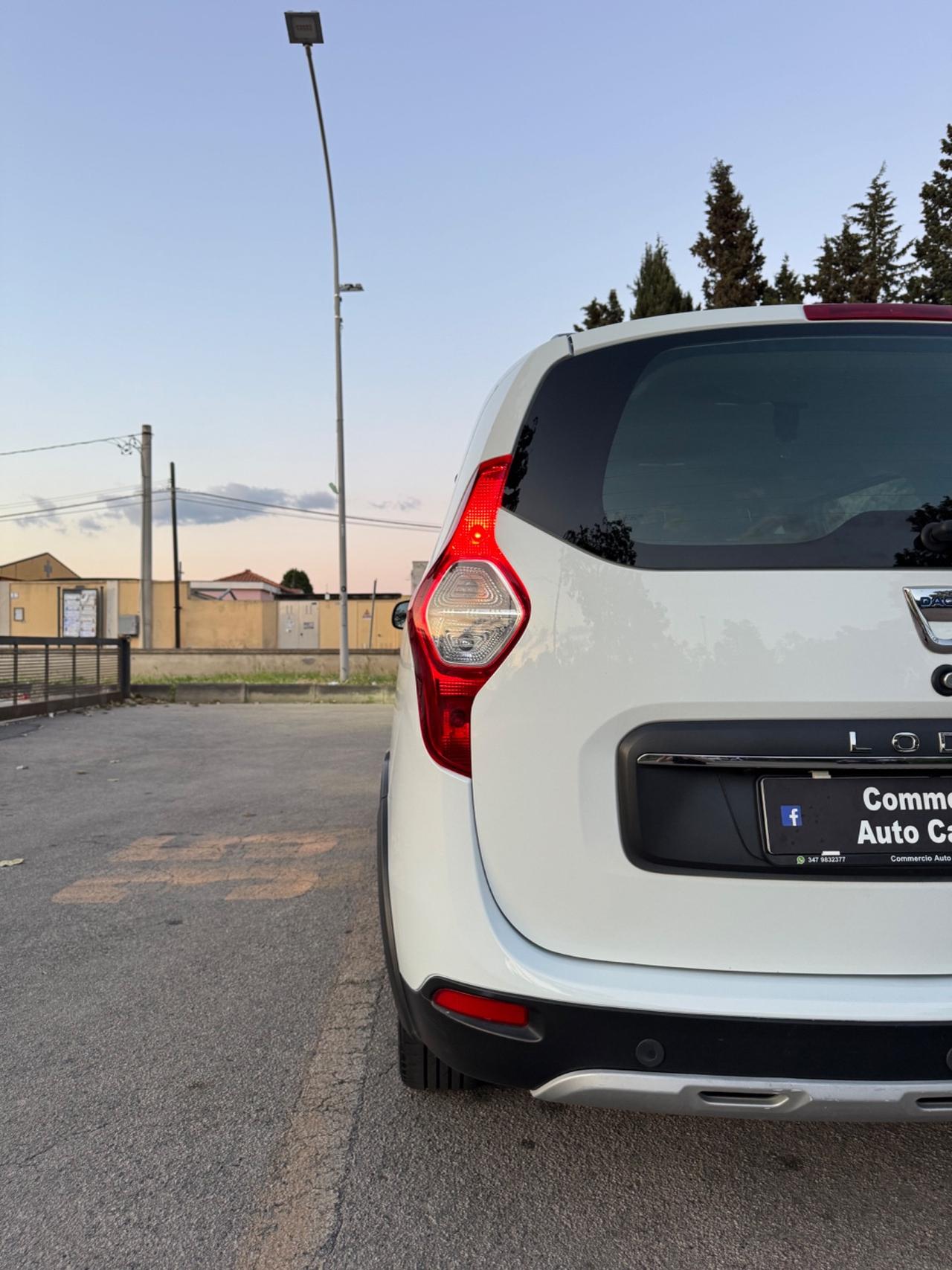 Dacia Lodgy Stepway 1.5 dCi 7 POSTI