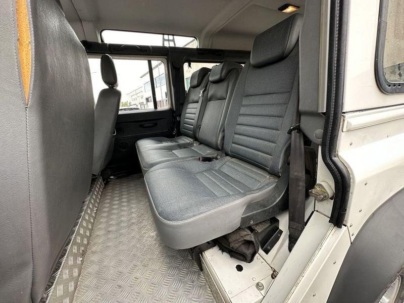 Land Rover Defender Defender 110 2.4 td Sw 122cv