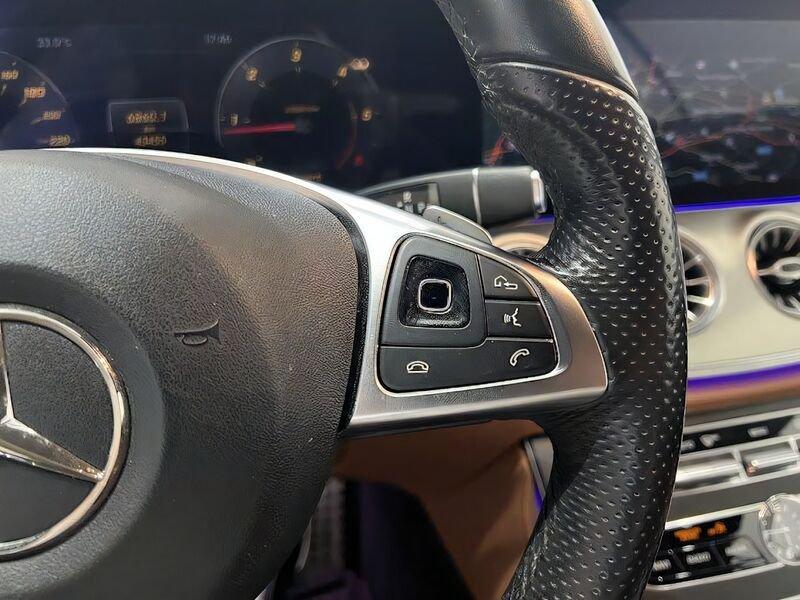 Mercedes-Benz Classe E Cpé E 220 d 4Matic Premium Plus