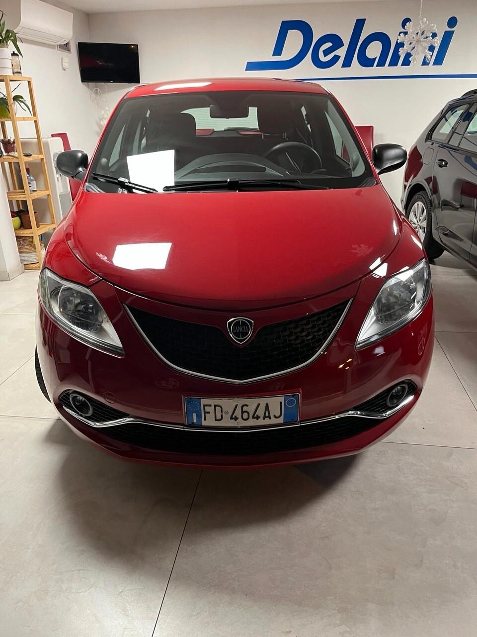 Lancia Ypsilon 1.2 5 PORTE CON KM 20000