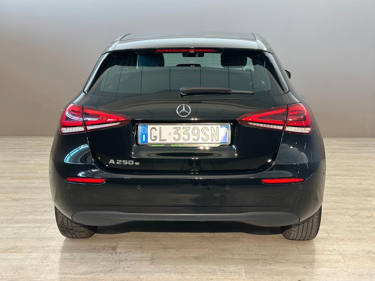 Mercedes-Benz A 250 e PHEV Sport auto