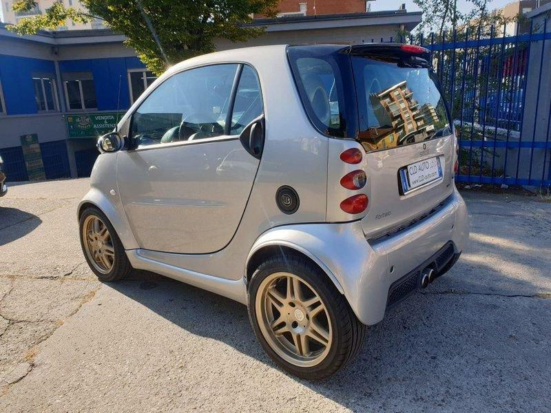 smart fortwo 700 coupé Brabus (55 kW)