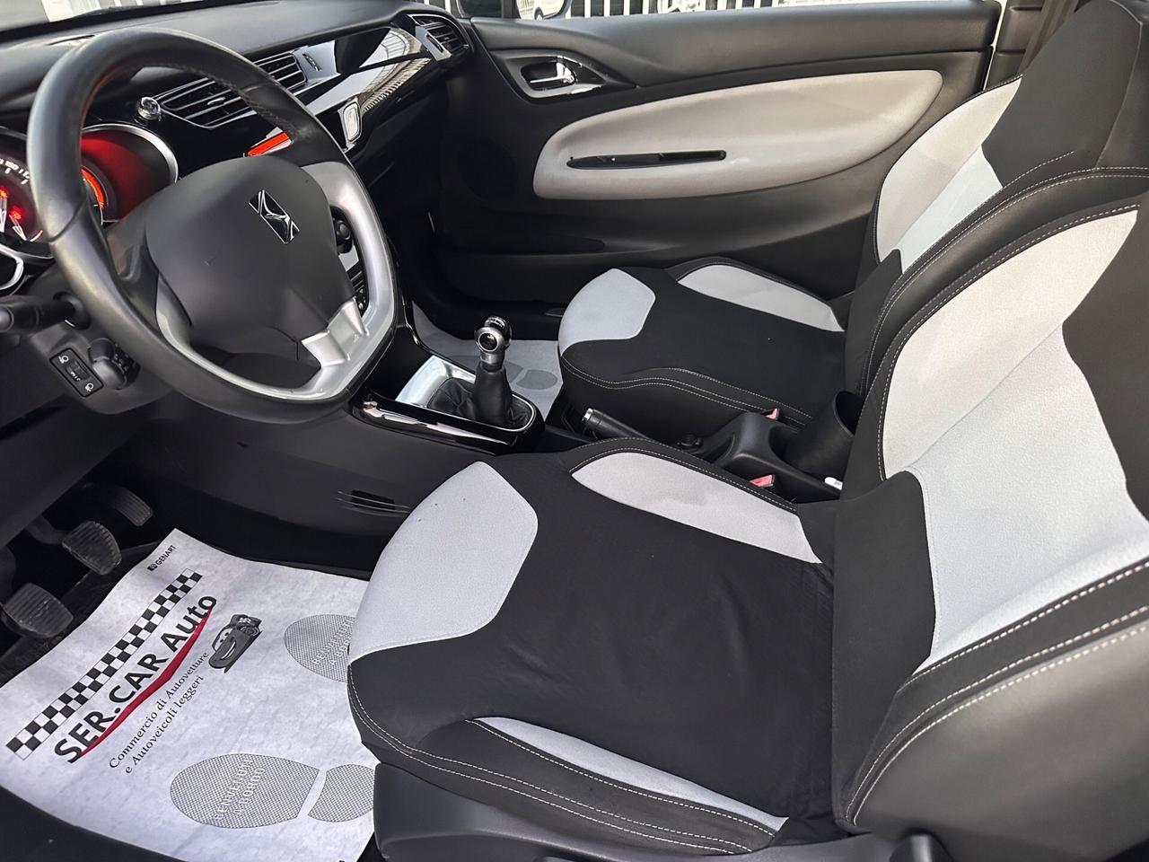 Citroen Ds DS3 2010 1.4 Benzina 95 CV Chic bi-colore