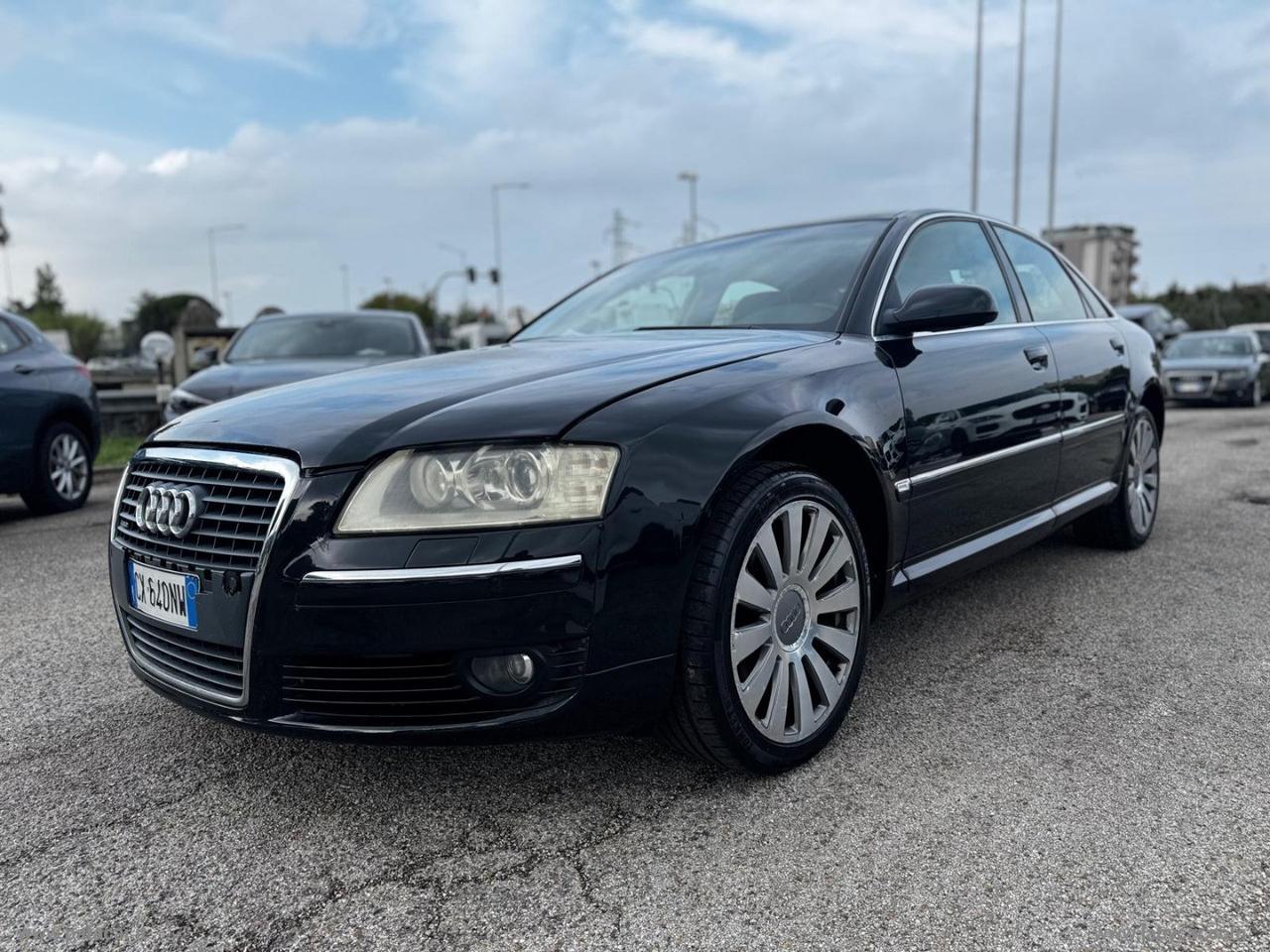 AUDI A8 3.0 V6 TDI quattro tiptronic