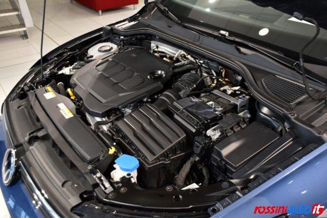 VOLKSWAGEN Golf 8.5 2.0 TDI 150 CV DSG STYLE + REARVIEW + I.Q LED