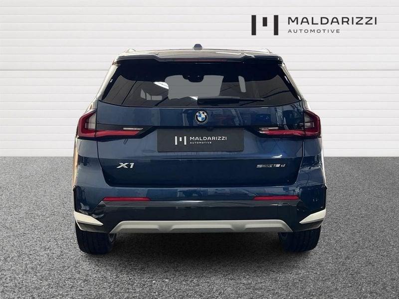 BMW X1 U11 sdrive18d X-Line auto
