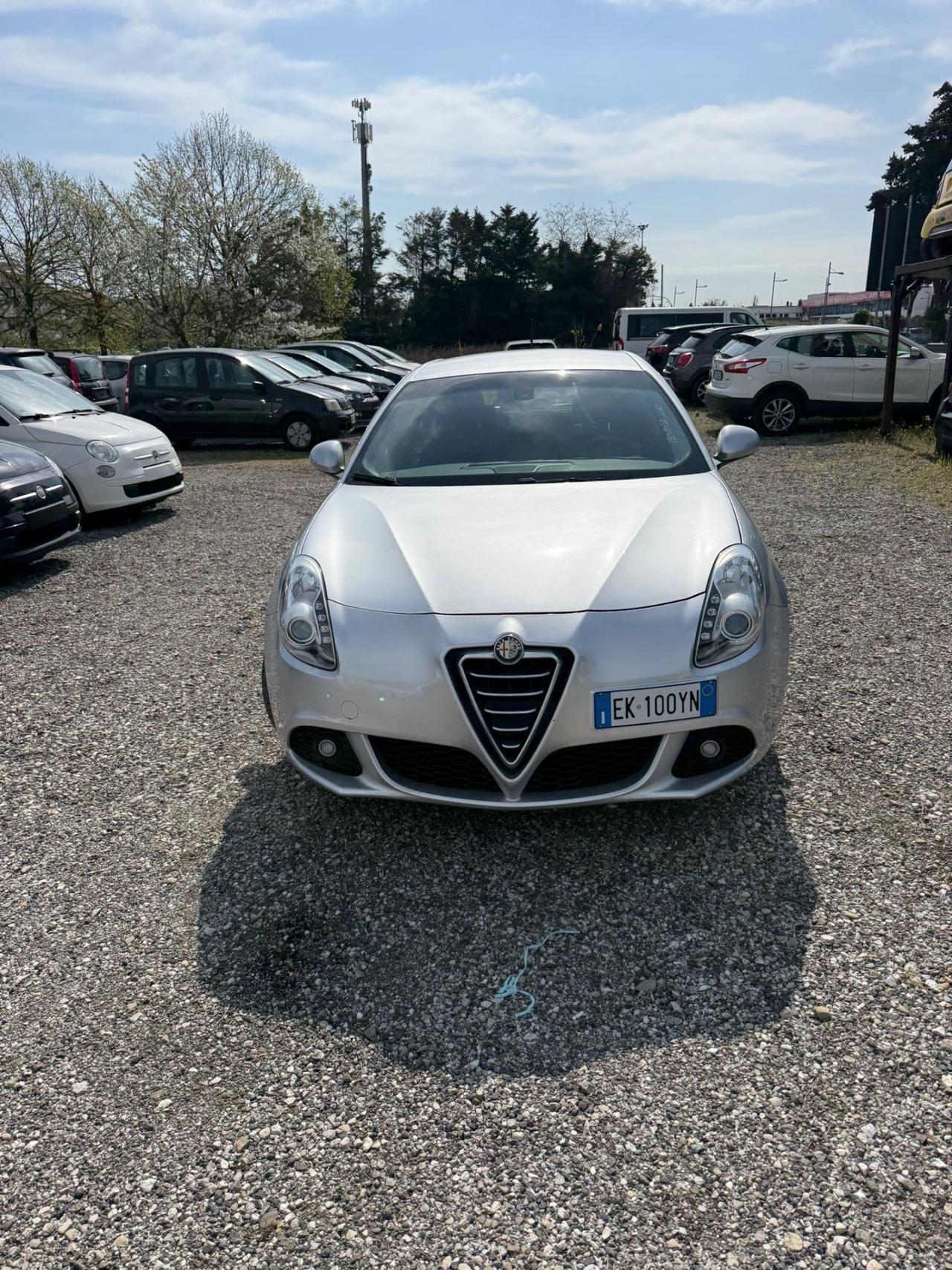 Alfa Romeo Giulietta 1.6 JTDm-2 105 CV Distinctive