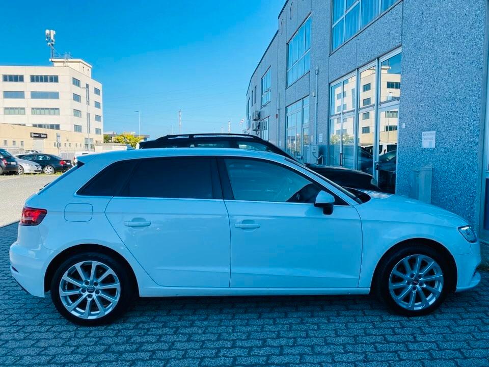 Audi A3 SPB 1.6 TDI CLEAN DIESEL QUATTRO EDITION