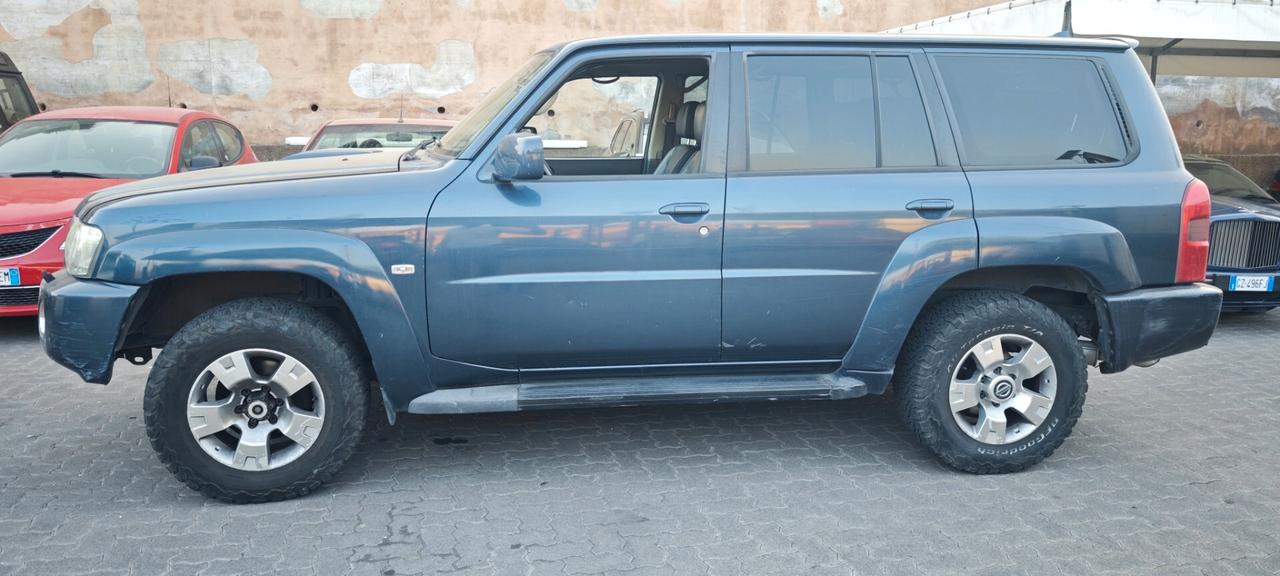 Nissan Patrol 3.0 TD Di 5 porte Luxury Wagon