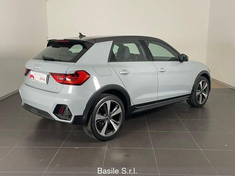 Audi A1 citycarver 30 TFSI S tronic Identity Contrast