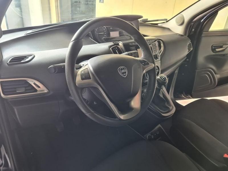 Lancia Ypsilon 1.2 69cv Platinum