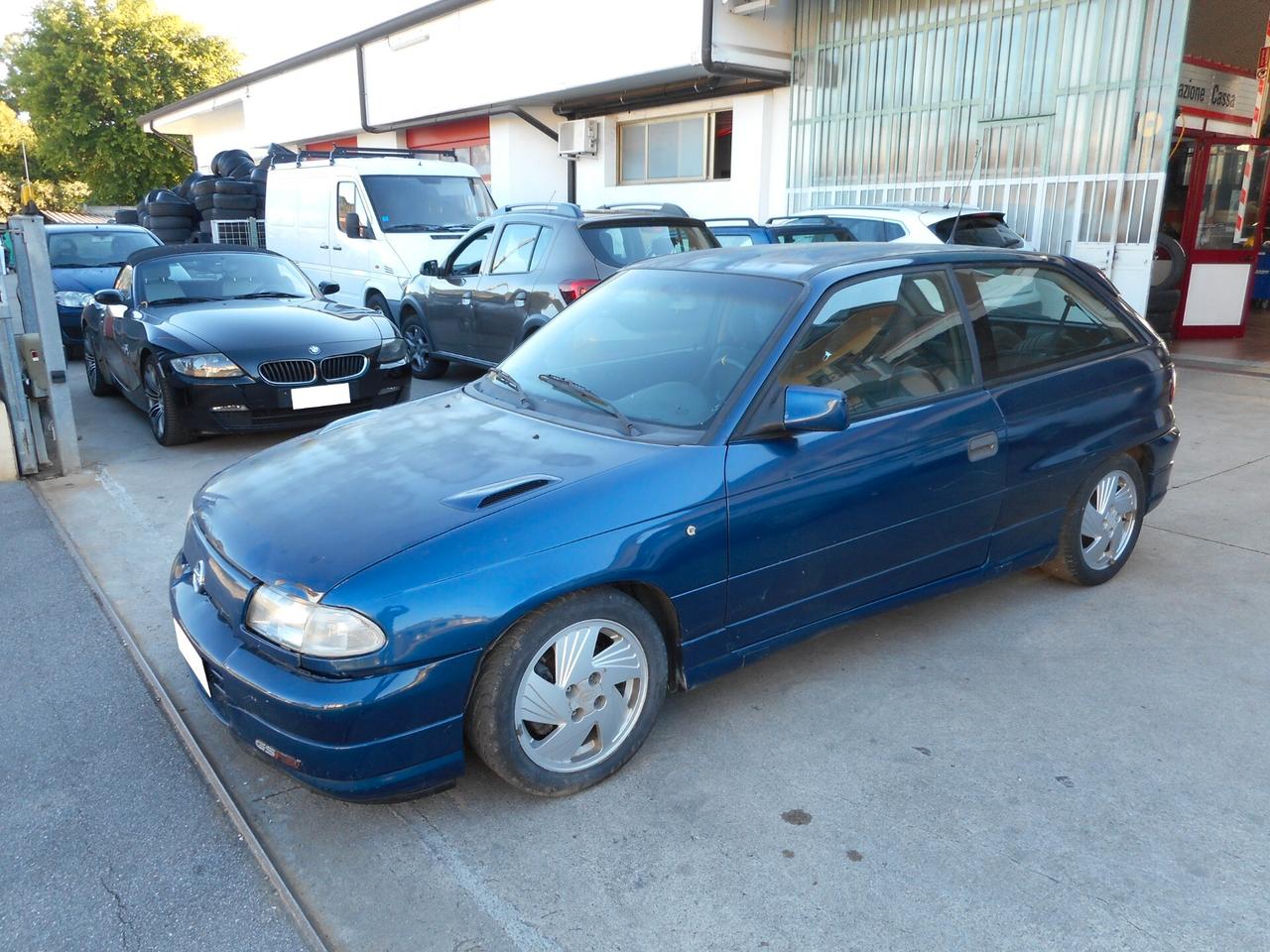 Opel Astra 2.0 GSi