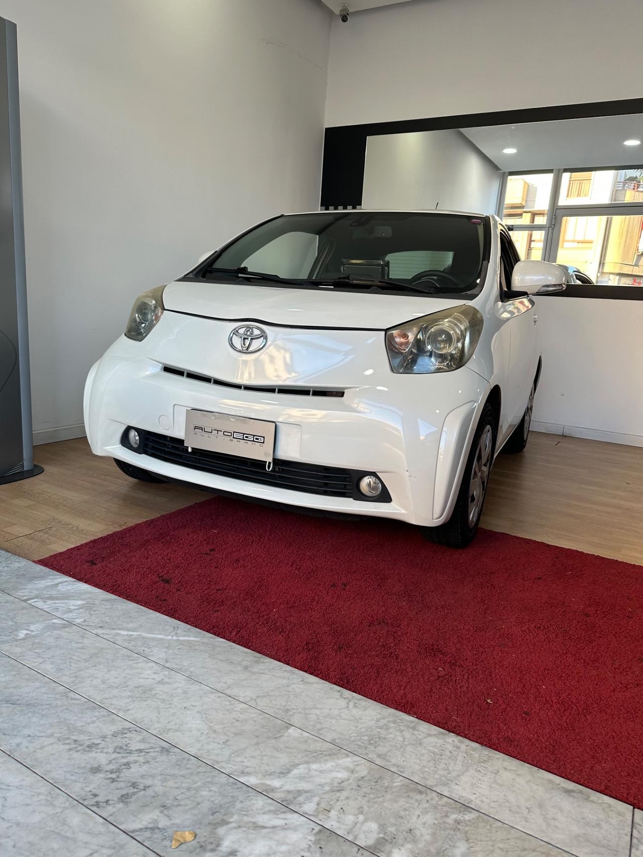 Toyota iQ 1.0 High