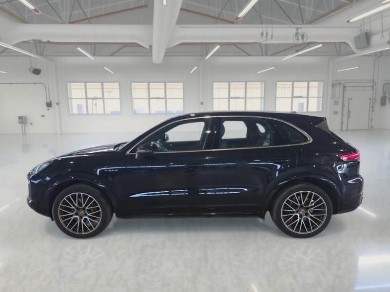 Porsche Cayenne 3.0 e-hybrid tiptronic