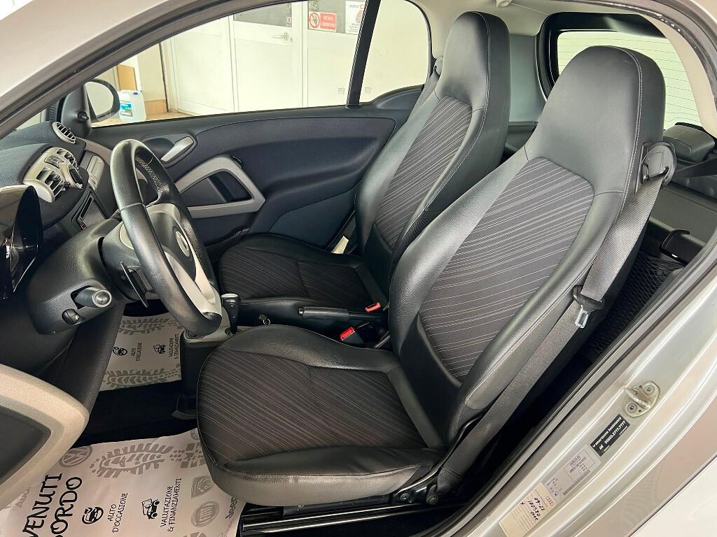 Smart Fortwo Pulse 1.0 / Servosterzo / Navi / Pelle / F1