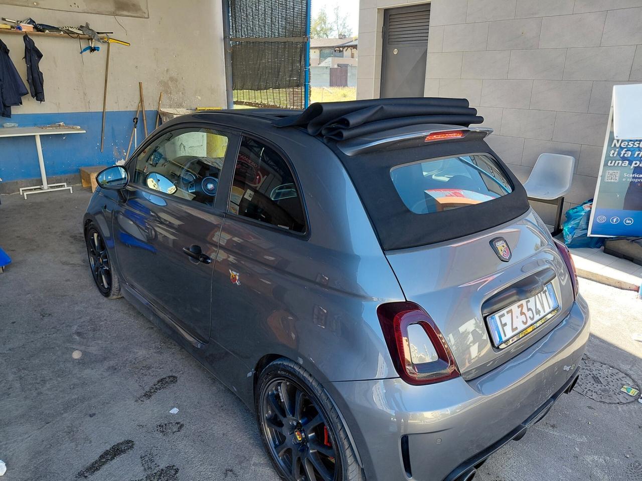 Abarth 500 C 1.4 Turbo T-Jet MTA