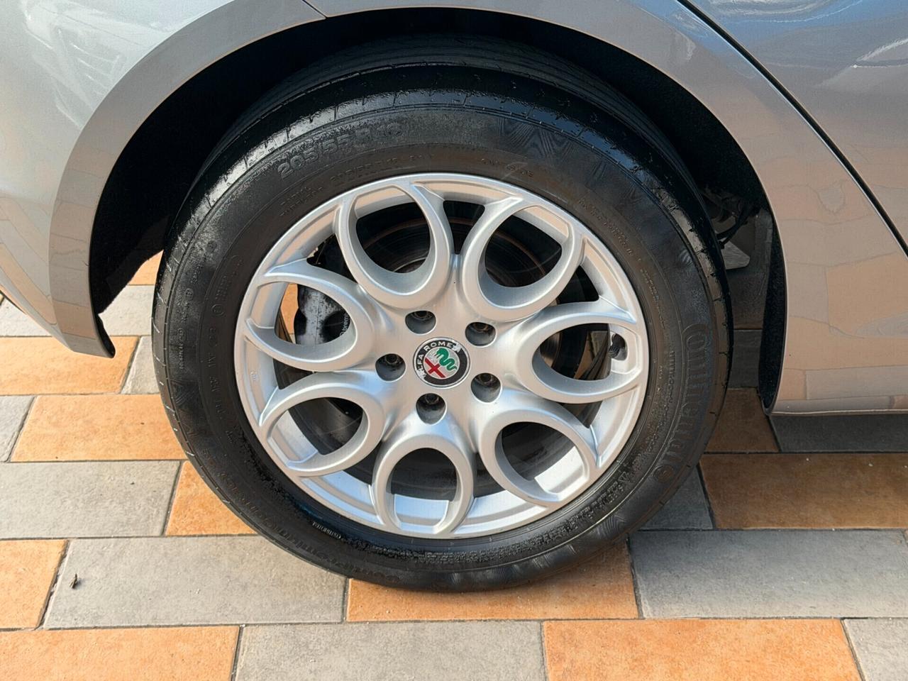 Alfa Romeo Giulietta 1.6 M.JET 120 cv. BUSINESS (Nav)