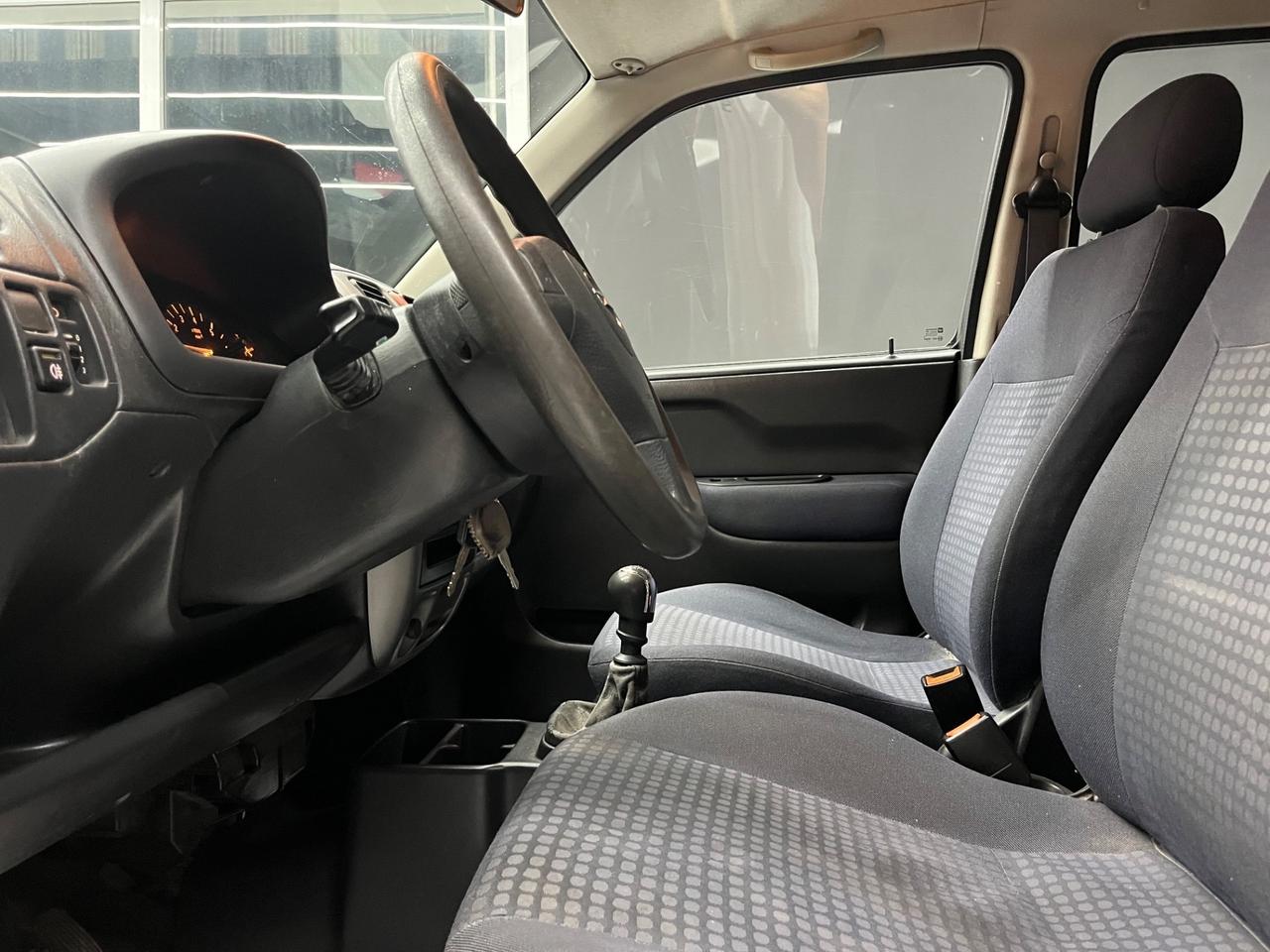 Opel Agila 1.2 16V Club 59Kw OK NEOPATENTATI
