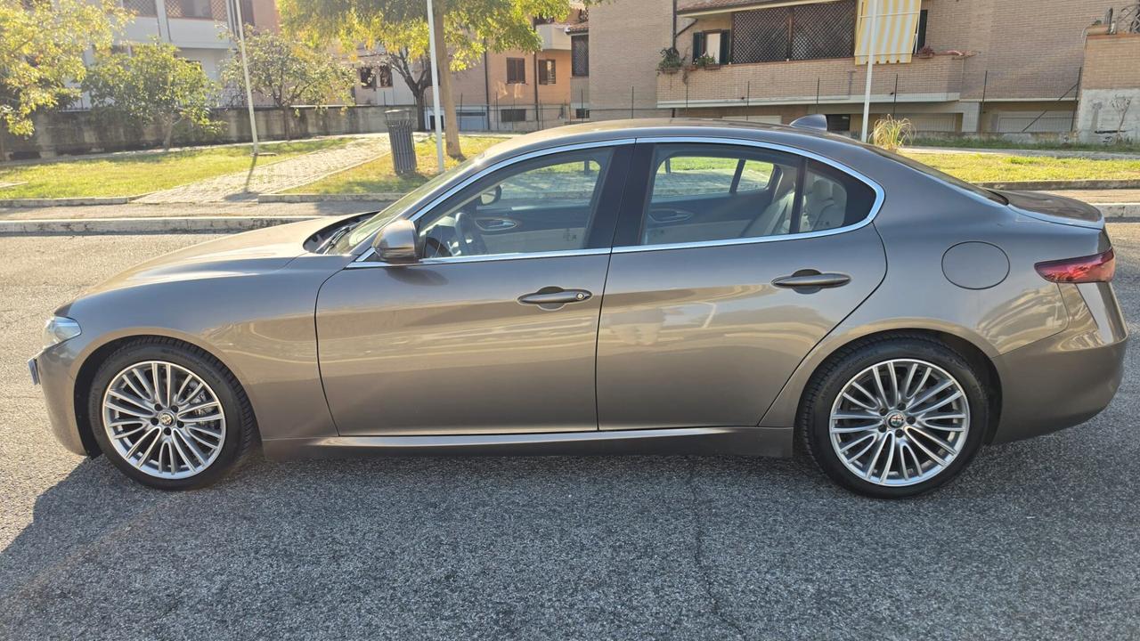 Alfa Romeo Giulia 2.2 Turbodiesel 180 CV Business Sport UNICO PROPRIETARIO