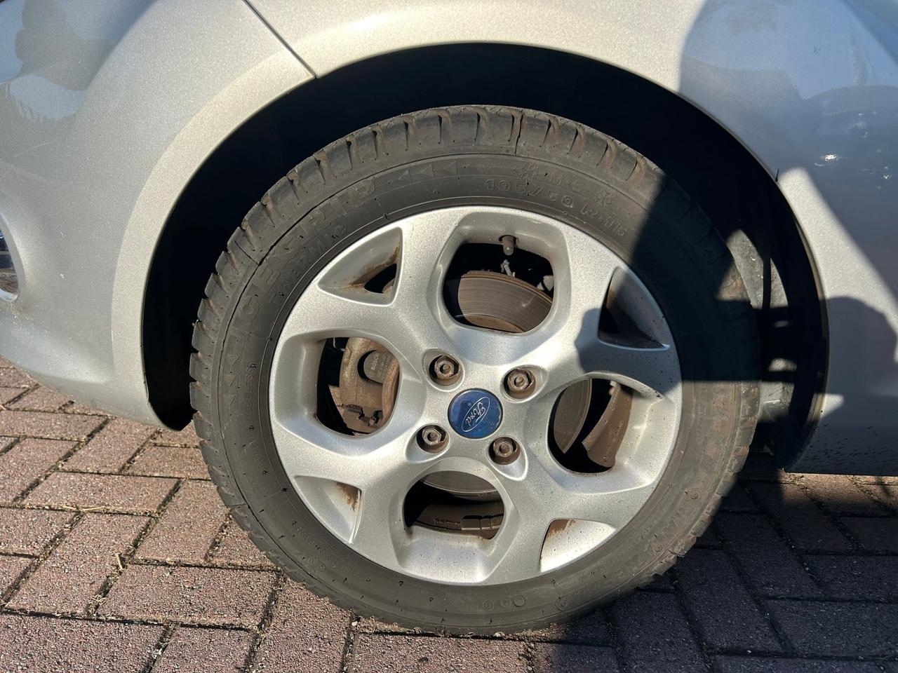 Ford Fiesta 1.4 5 porte Bz.- GPL Titanium