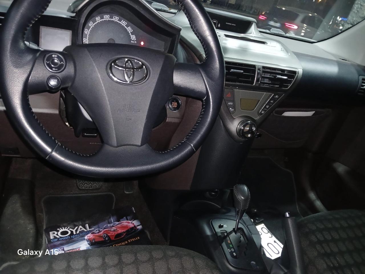 Toyota iQ 1.0