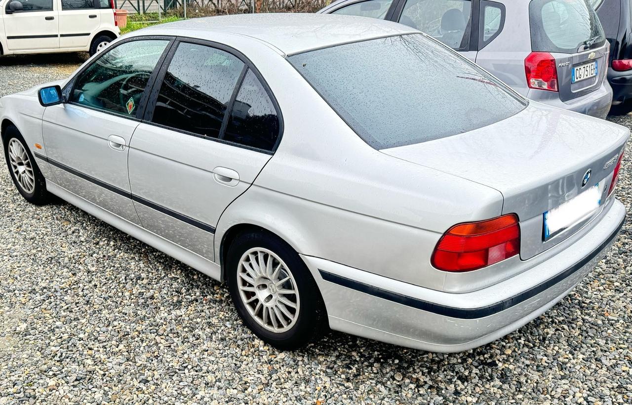 Bmw 528i 24V cat Attiva auto interesse storico