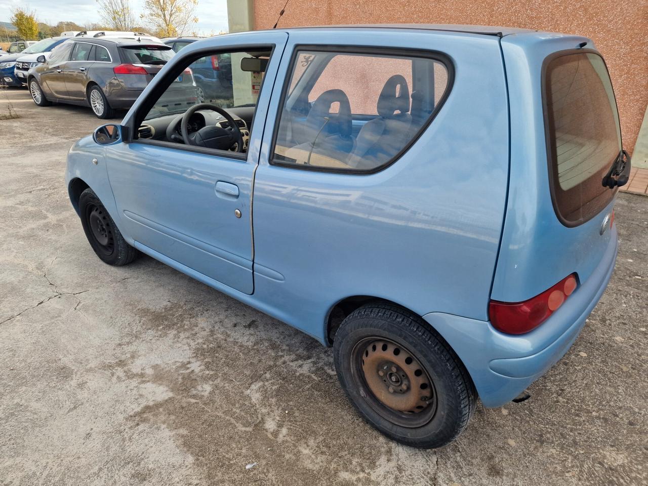 Fiat 600 1.1 Active