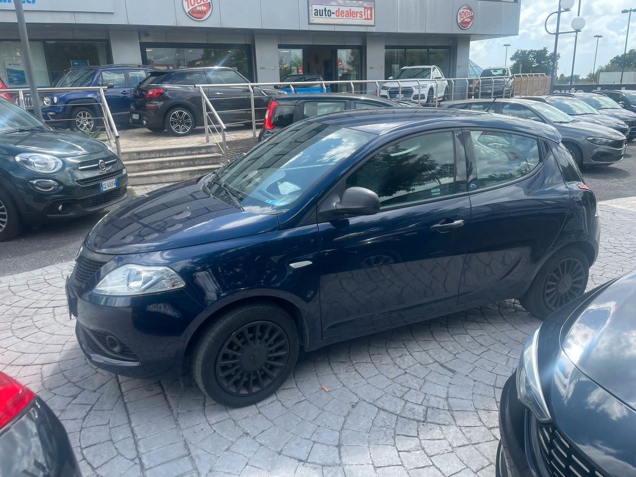 Lancia Ypsilon 1.2 69 CV 5 porte KM 34000