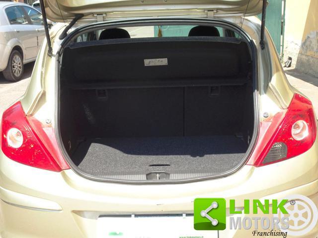 OPEL Corsa 1.2 3 porte Easytronic Enjoy