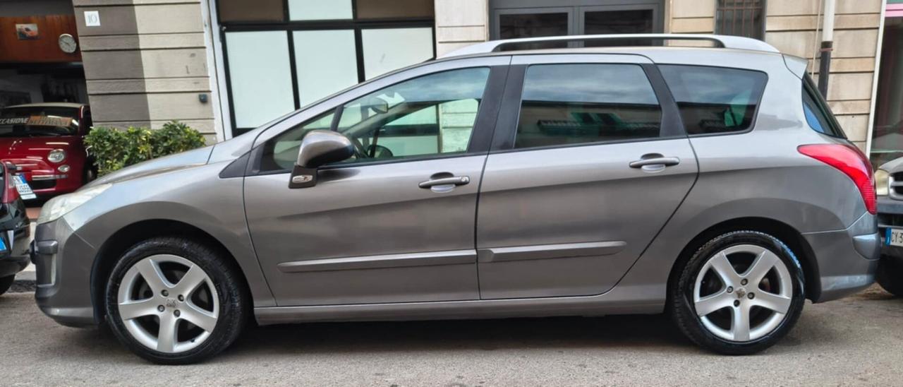 Peugeot 308 2.0 HDi 136CV 5p. Féline