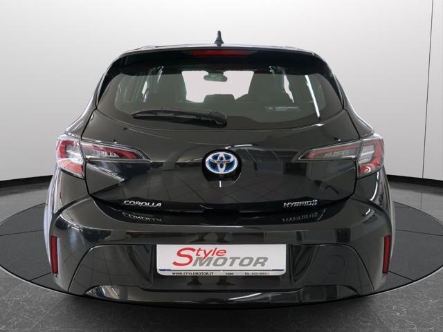 TOYOTA Corolla 1.8 Hybrid Business